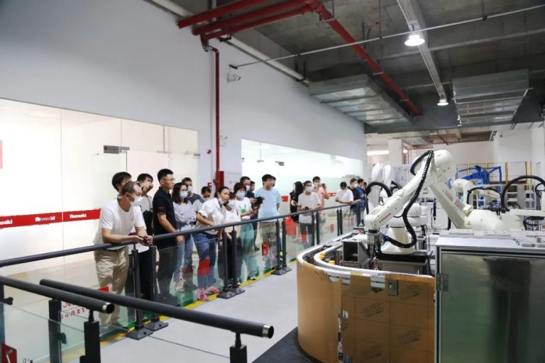 两个月掌握工业机器人操作，设计城助力北滘培育智造人才！