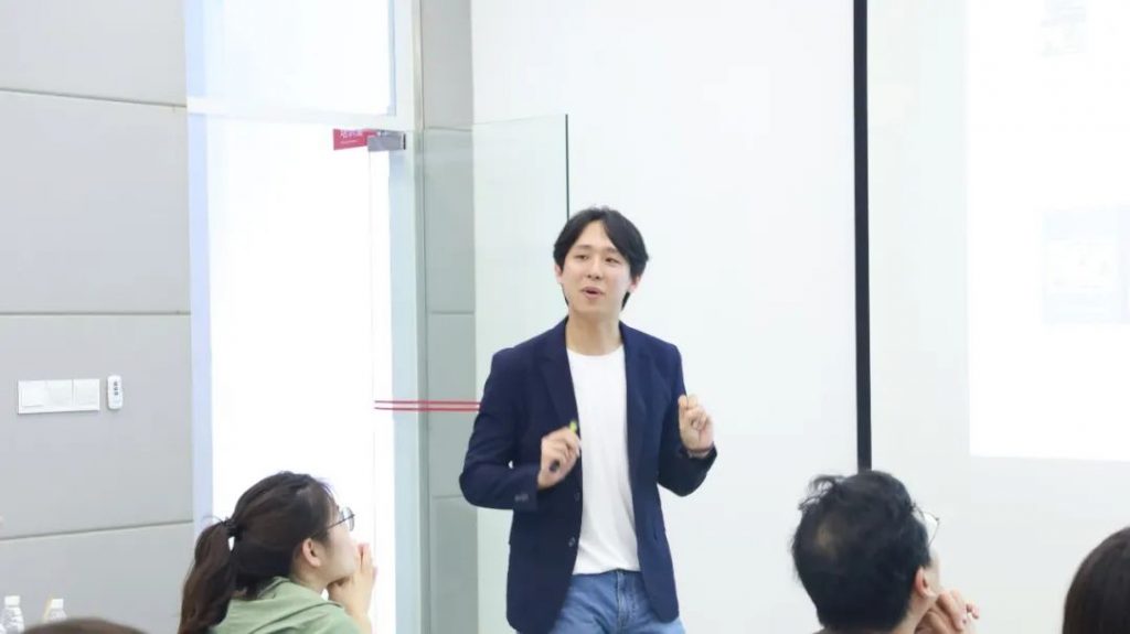 中韩设计碰撞：探讨《设计师的力量变化——空间的理解》