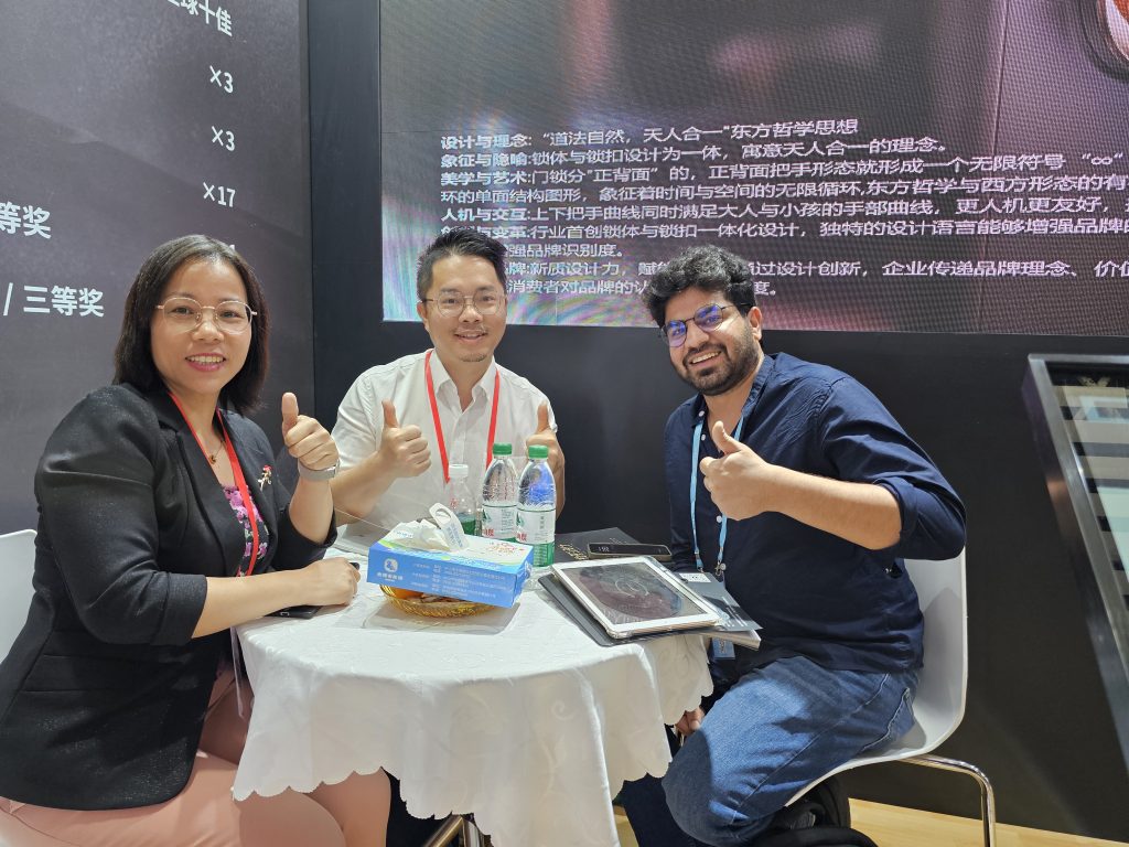 全球贸易新引擎！设计城企业“新”意十足，喜迎全球客商