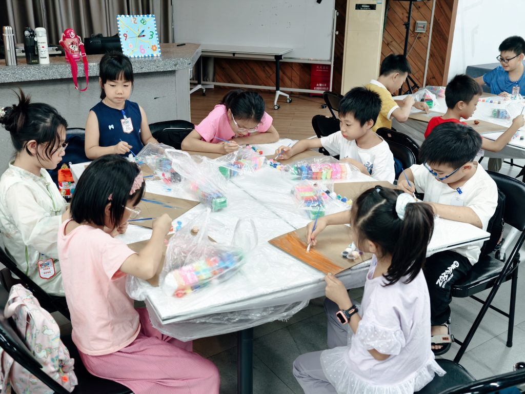 这个暑假，设计城“小小设计师”有大大的收获